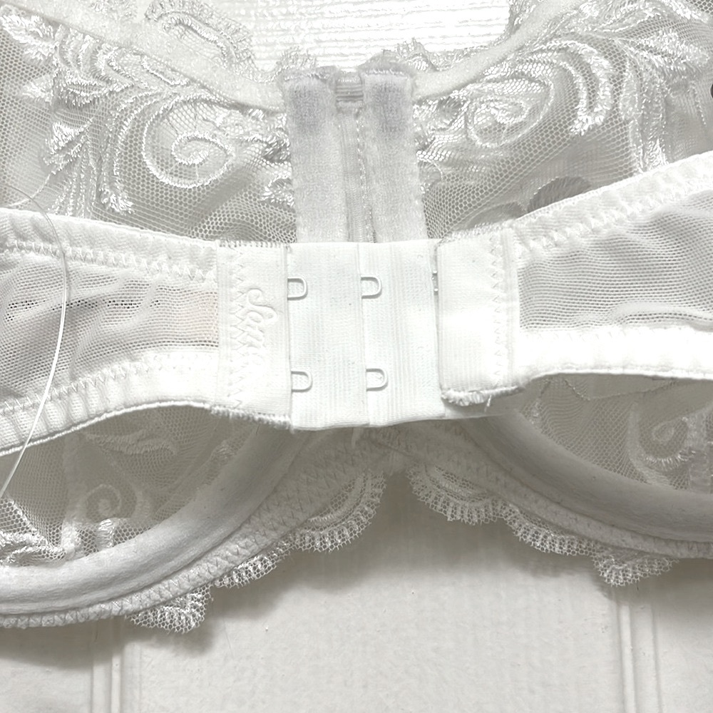 NWT SOMA Sensuous Lace Unlined Bra in Optic White - Picture 6 of 9